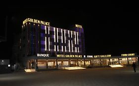 Hotel Golden Palace & Rooms